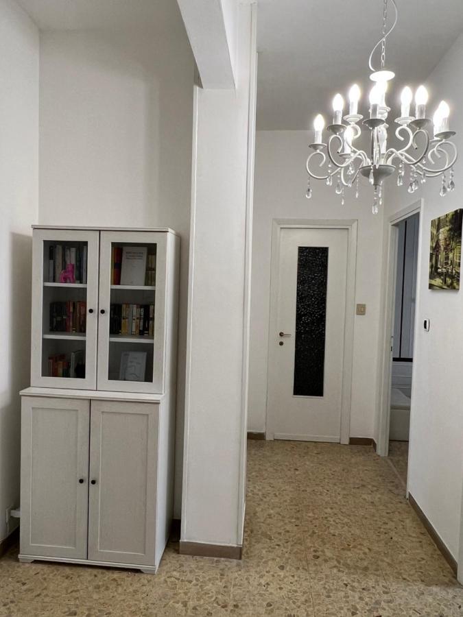 Manubella Appartamento 5 Vani Con Giardino 라스페치아 외부 사진